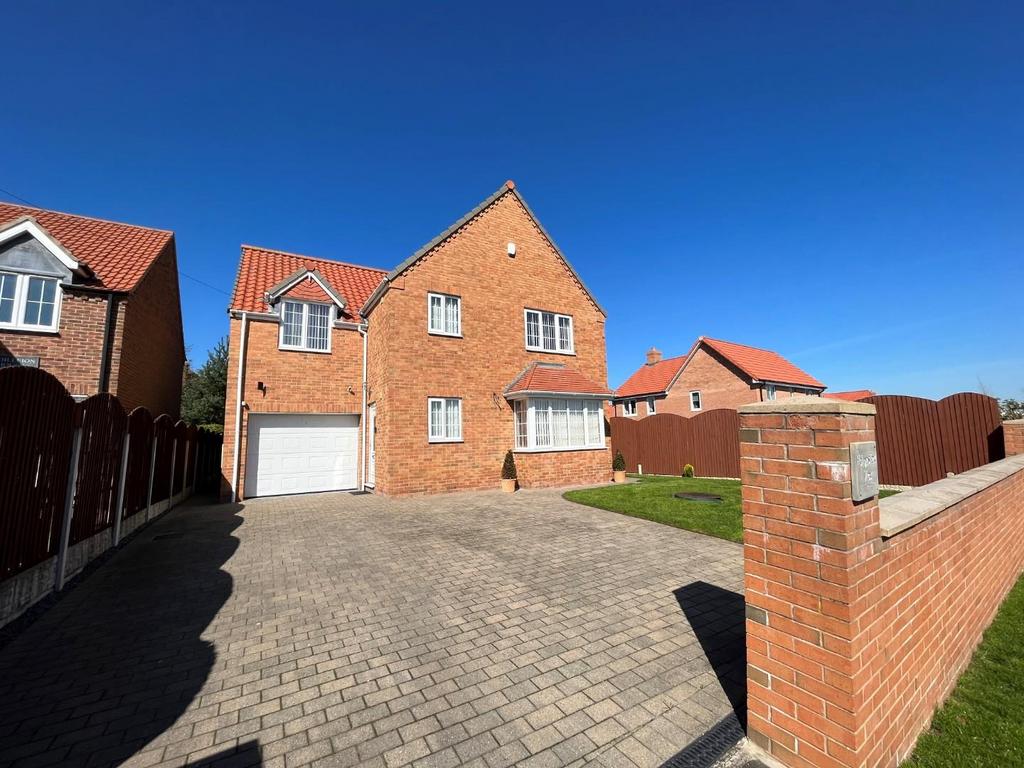 Station Road, Beckingham, Doncaster 4 bed detached house £370,000