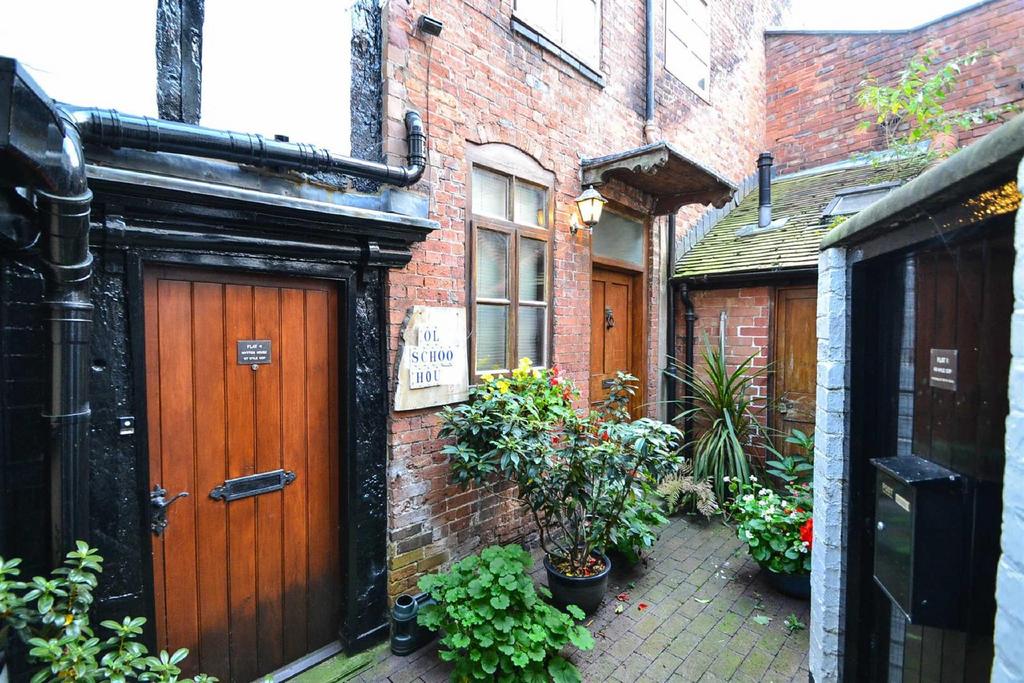 Wyle Cop, Shrewsbury 1 bed apartment £450 pcm (£104 pw)