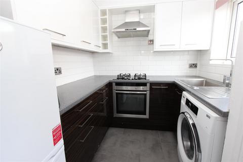 1 bedroom apartment to rent, Fennycroft Road, Hemel Hempstead, Hertfordshire, HP1 3NS