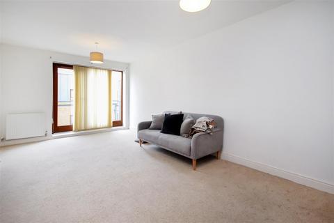 1 bedroom apartment for sale, Hibernia Court, North Star Boulevard, Greenhithe