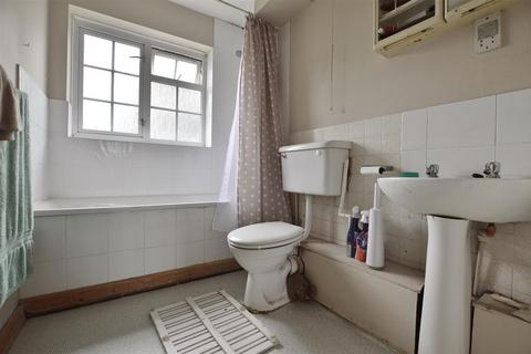 58 Arborfield Close, Slough, SL1 2JW