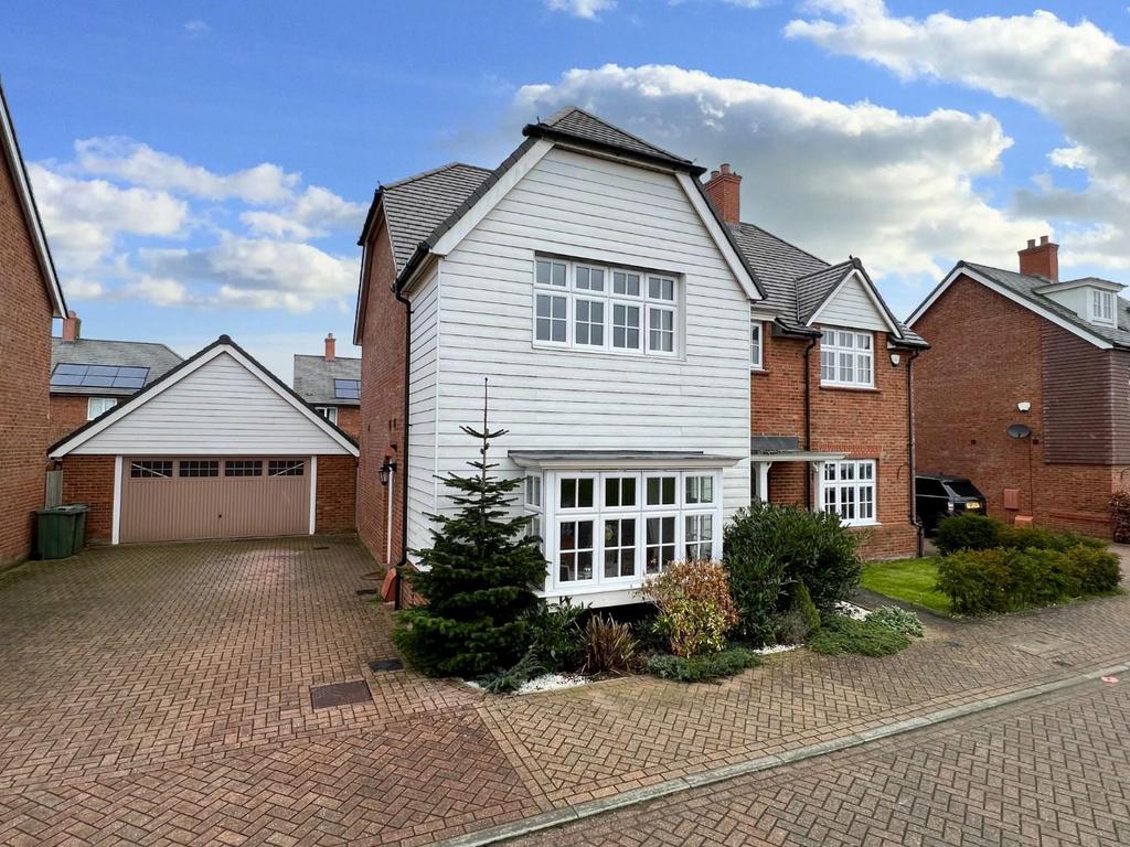 Russell Road, Marden, Tonbridge 4 bed house for sale £750,000