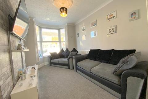 3 bedroom terraced house for sale, Heneage Road, Grimsby
