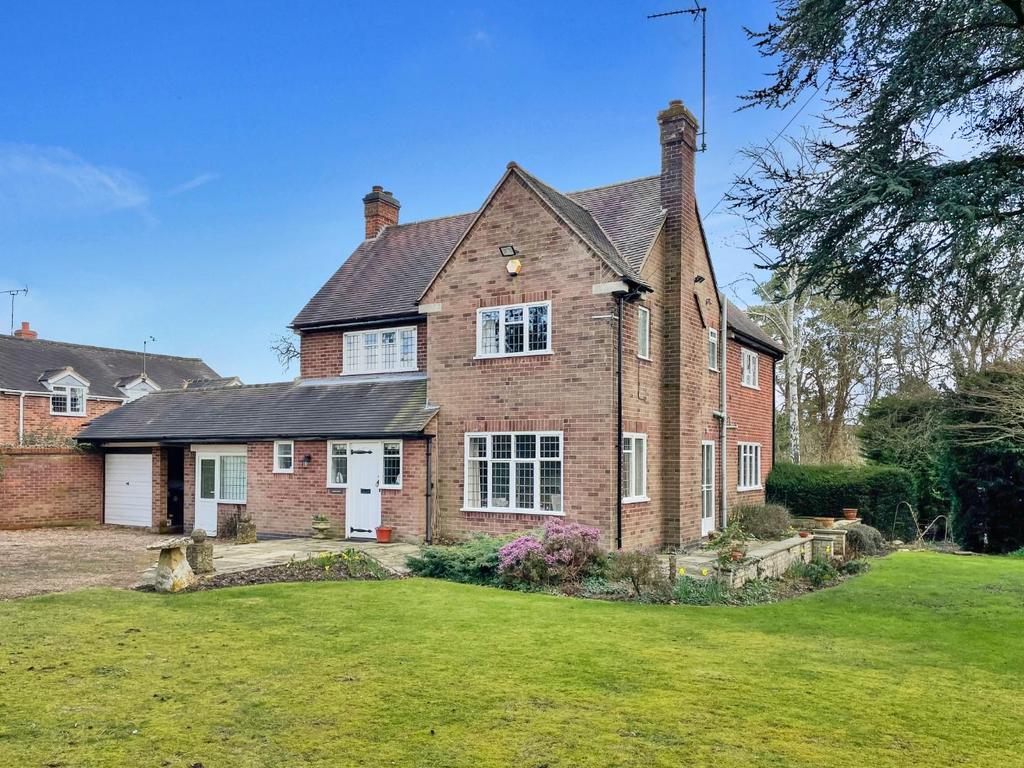 Billesley Road, Wilmcote, StratforduponAvon 4 bed detached house for