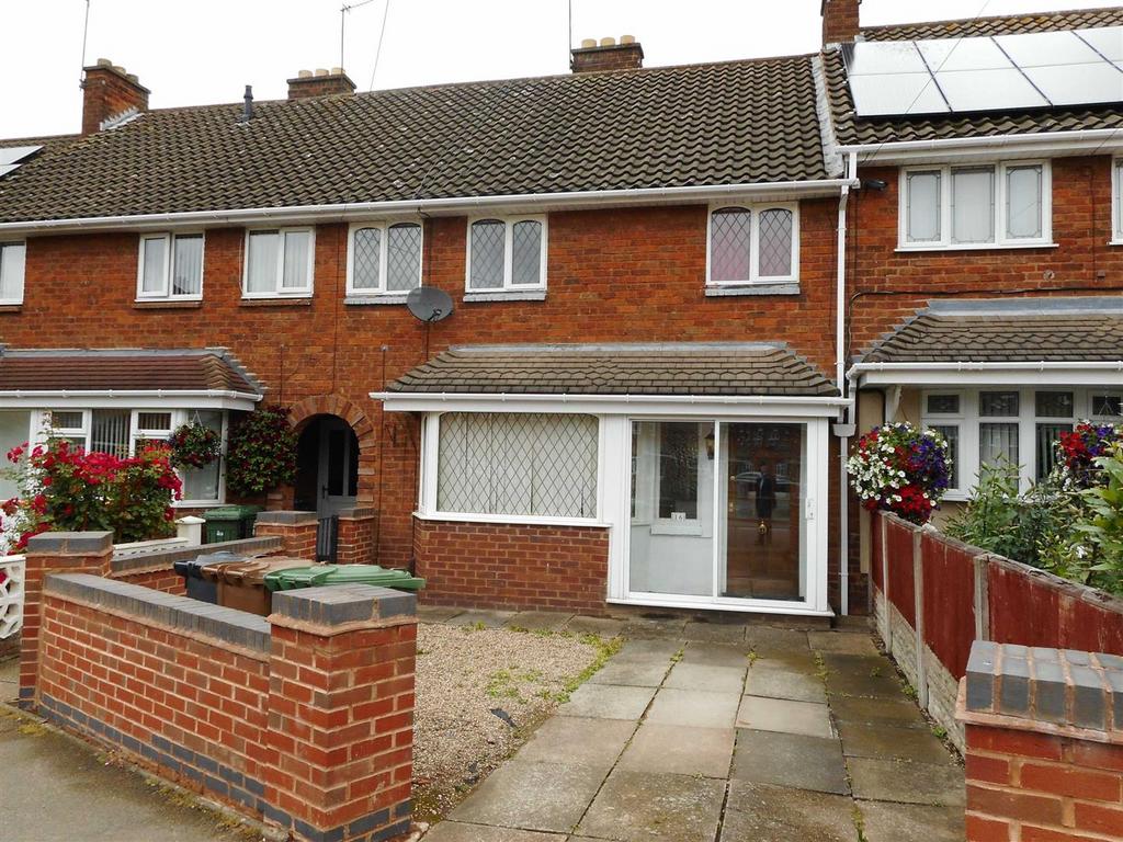 Selby Way, Mossley, Bloxwich 3 bed terraced house £750 pcm (£173 pw)