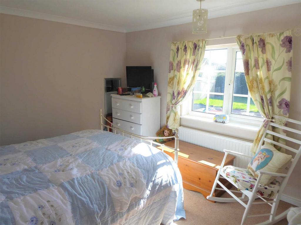 East end house   bed 2.jpg