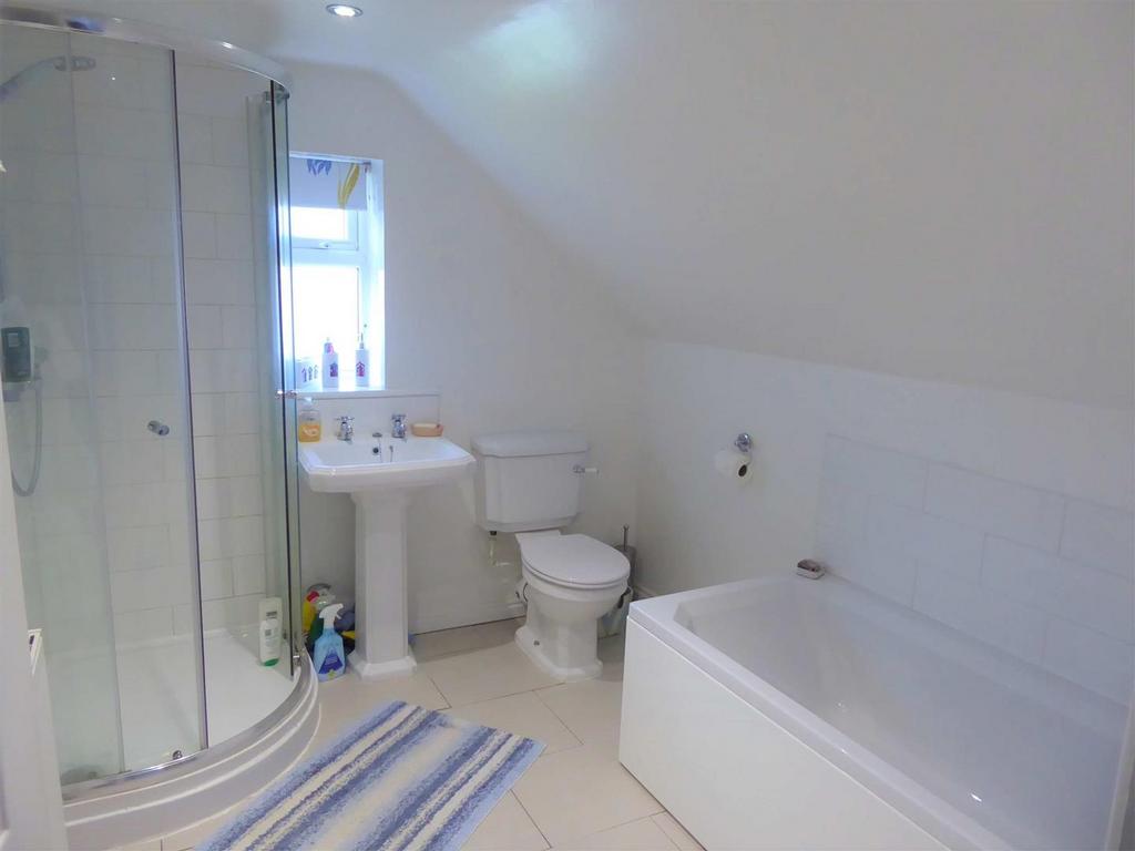East end house,  bathroom.jpg
