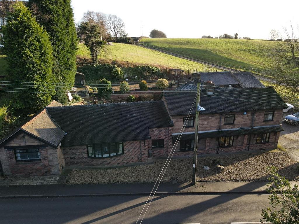 Chestnut Grange Bed and Breakfast 6 bed detached house £550,000