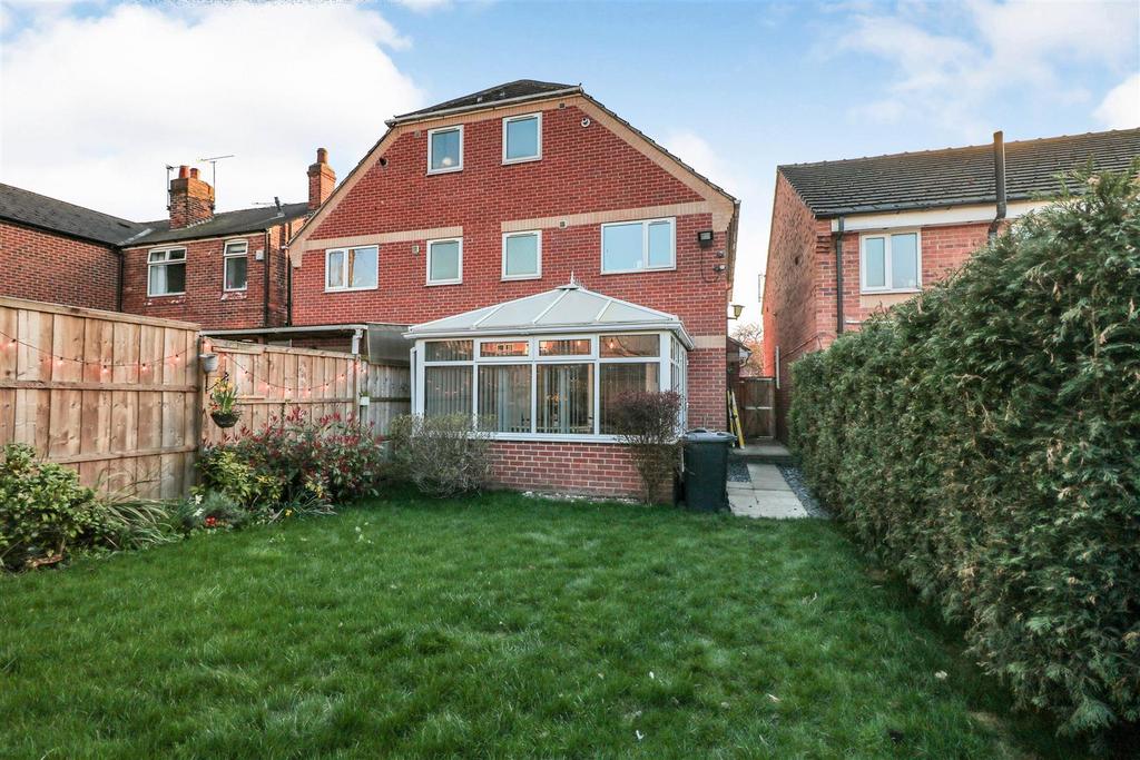 Chatham Street, Rotherham 4 bed semidetached house for sale £220,000