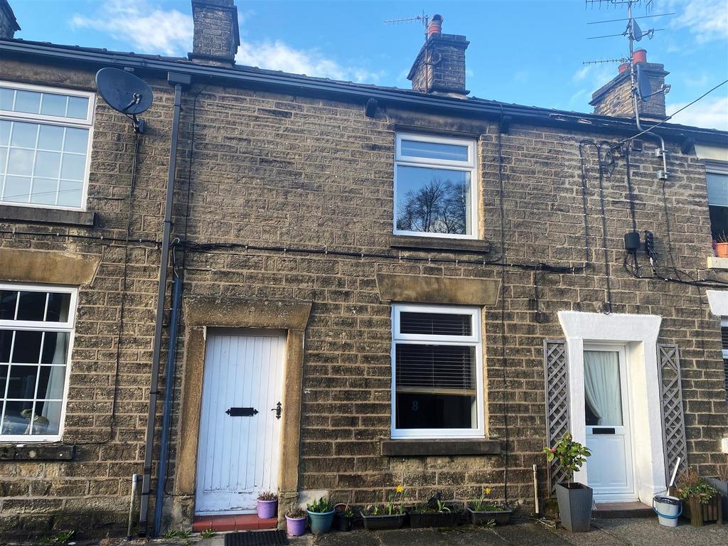Bingswood Road, Whaley Bridge, High Peak 2 bed terraced house £725 pcm (£167 pw)