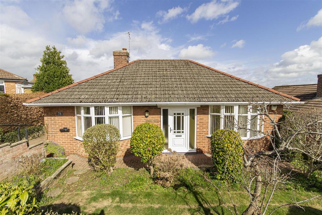 Windsor Drive, Wingerworth, Chesterfield 2 bed detached bungalow for