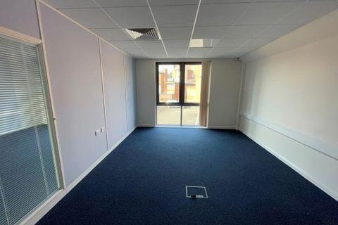 Office to rent, Mutual House, 8 Cheadle Shopping Centre, Cheadle, Stoke-on-Trent, Staffs, ST10 1UY