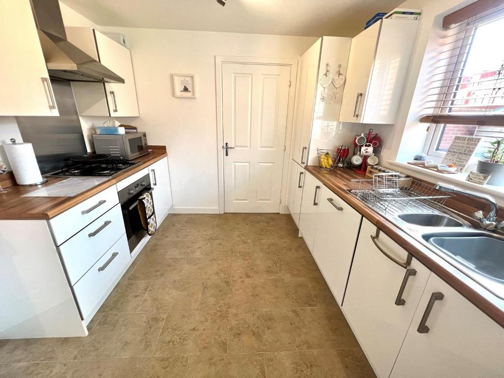 Balmoral Close, St. Crispin, Northampton NN5 4 bed detached house for