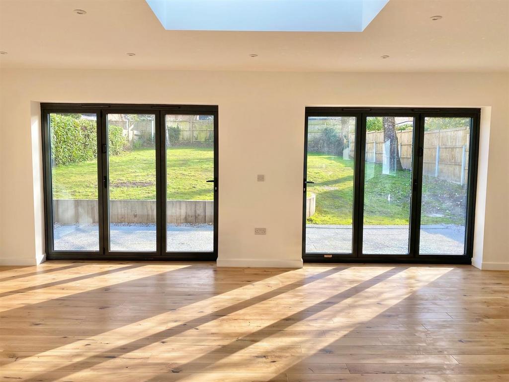 Double doors.jpg