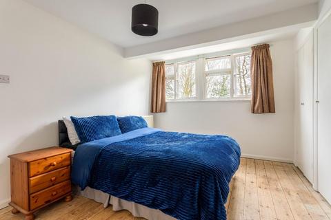 128 Downsway, Southwick, Brighton, BN42 4WD