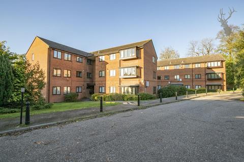 2 bedroom apartment to rent, Church Road, Buckhurst Hill IG9
