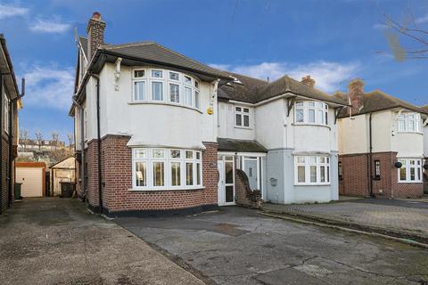 194 Sewardstone Road, London, E4 7QA