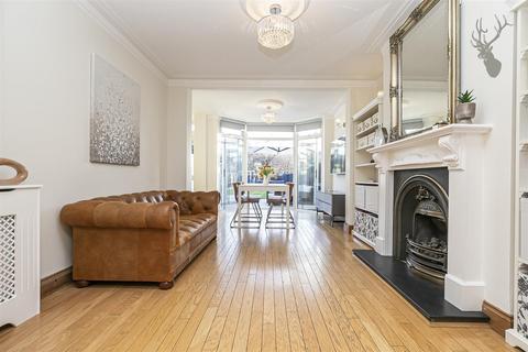 194 Sewardstone Road, London, E4 7QA