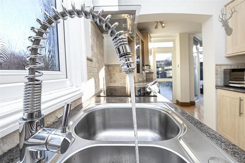 194 Sewardstone Road, London, E4 7QA