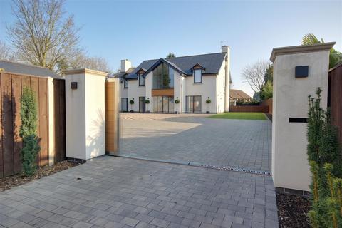 5 bedroom detached house for sale - Church Street, North Cave