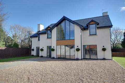 5 bedroom detached house for sale, Church Street, North Cave