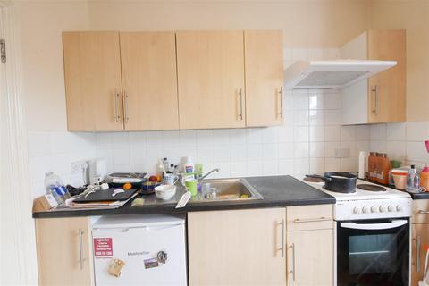 Studio to rent - Cranbrook Park, Wood Green, N22