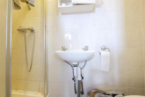 Studio to rent - Cranbrook Park, Wood Green, N22