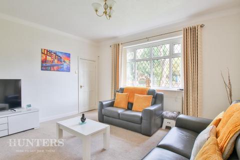 7 The Croft, Oldham, OL8 3AL