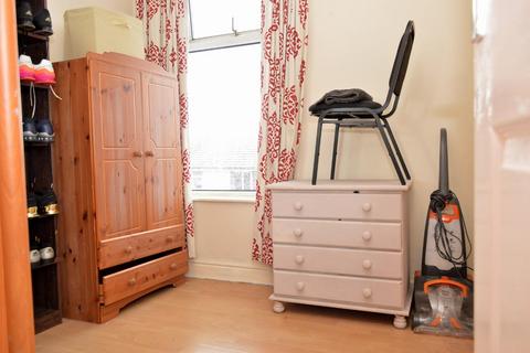 19 School Road, Oldham, OL8 4SL