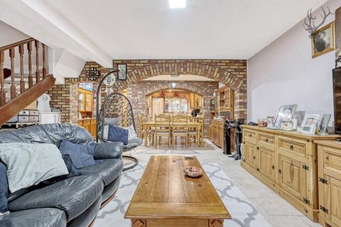 66 Sewardstone Gardens, London, E4 7QE