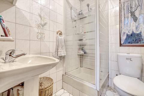 66 Sewardstone Gardens, London, E4 7QE