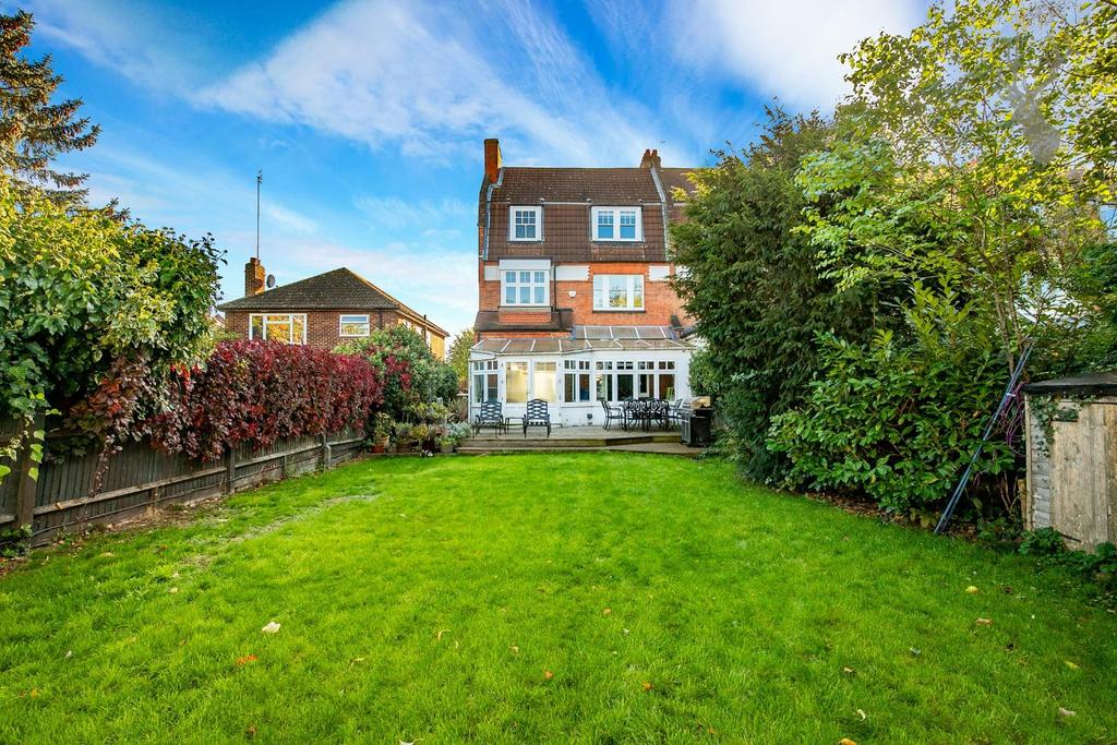 Farnley Road, London E4 4 bed house - £1,350,000