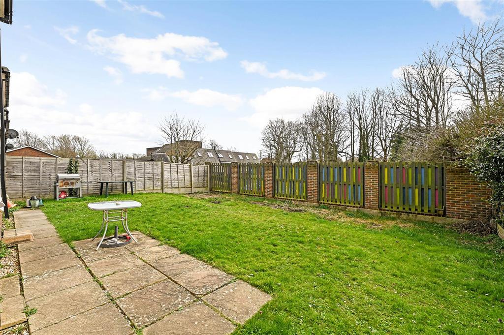 Torton Hill Road, Arundel 4 bed link detached house for sale £587,750