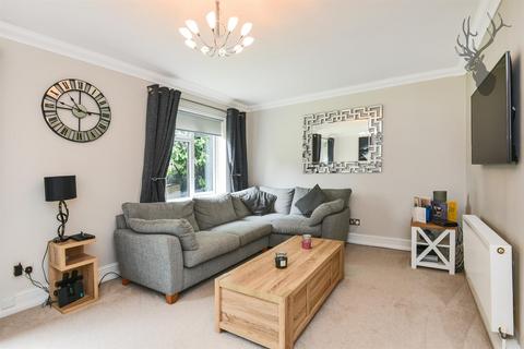 undefined, Ongar Road, Romford RM4