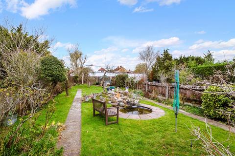 107 Chadacre Road, Epsom, KT17 2HJ