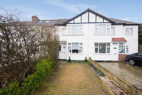 4 Conrad Drive, Worcester Park, KT4 8PP
