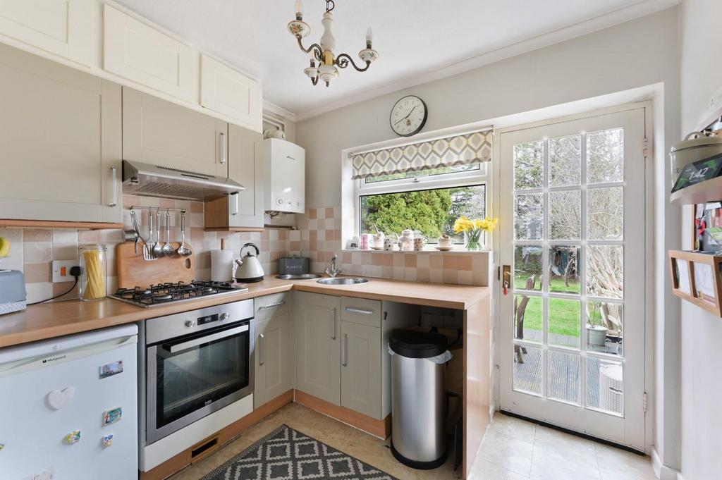 Conrad Drive, Worcester Park 2 bed terraced house £425,000