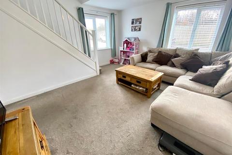 36 Calder Close, Mirfield, WF14 8JG