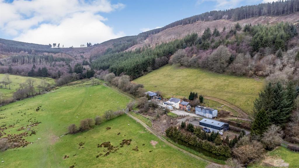 Penygarnedd, Nr Llanrhaeadr Ym Mochnant 4 bed detached house for sale £525,000