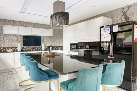 Summerdown The Green, London, E4 7ES