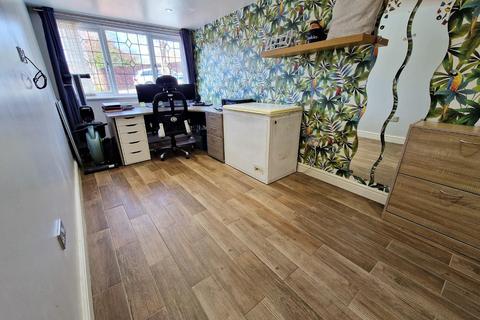 18 Pant Hendre, Pencoed, Bridgend, CF35 6LN
