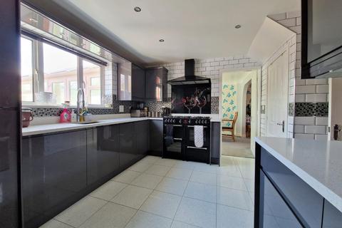 18 Pant Hendre, Pencoed, Bridgend, CF35 6LN