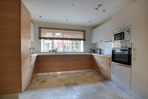 3 bedroom detached house for sale - Redwood Drive, Winkton, Christchurch, BH23