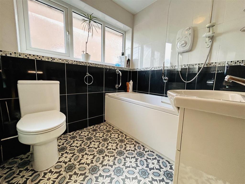 B057 B7 D8-0839-4 D1 D-AD32-D86 C98184 FF6.jpeg