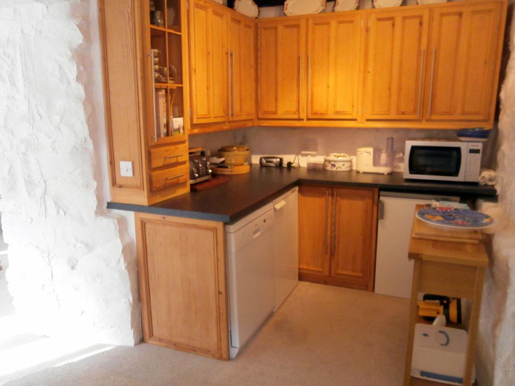 Kitchen 4.jpg
