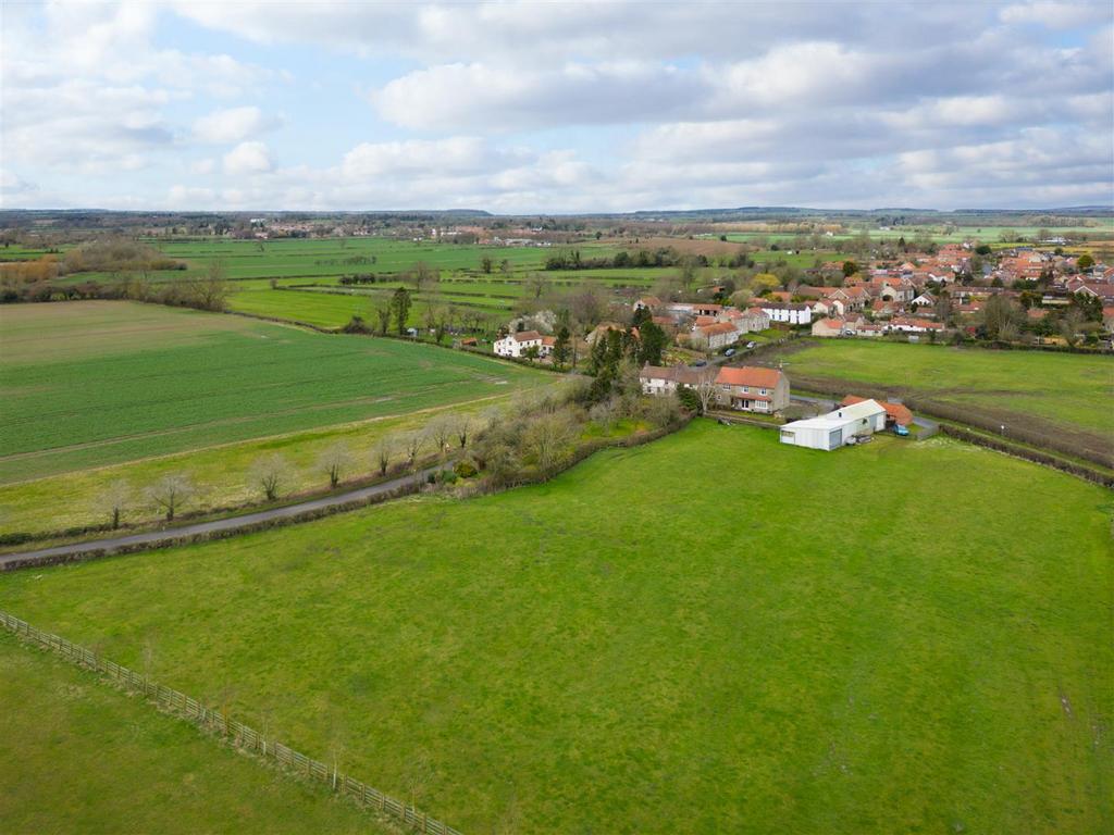 Hungerhill Lane, Wombleton, York 5 bed house for sale £750,000