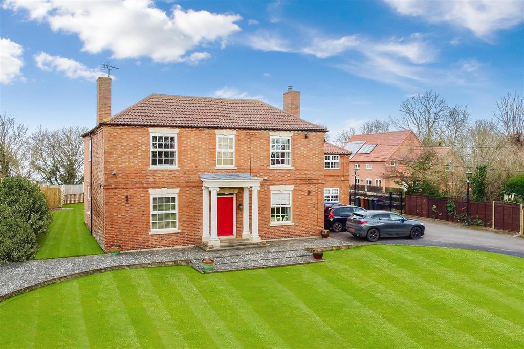 Chapel Street, Beckingham, Lincoln 6 bed detached house £575,000