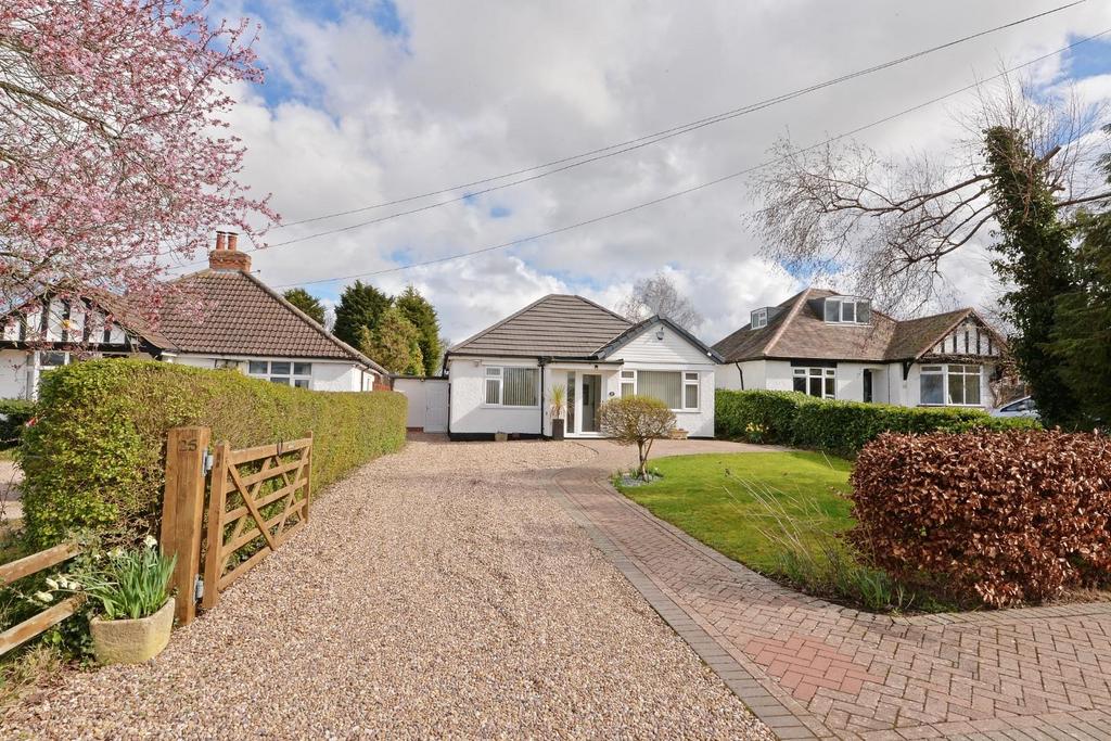 Eastcote Lane, HamptonInArden, Solihull 4 bed detached bungalow for