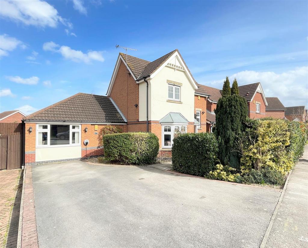 Mill Hill Road, Bingham, Nottingham 3 bed detached house for sale £
