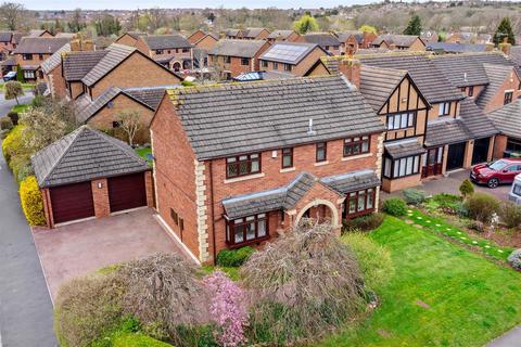 2 Andrews Drive, Evesham, WR11 2JN